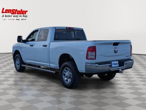2024 RAM 3500 Tradesman Crew Cab 4x4 6'4' Box