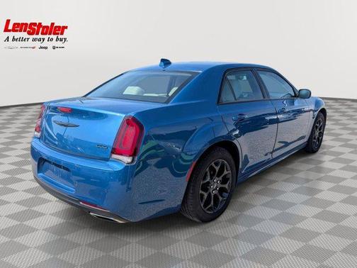 Frostbite 2023 Chrysler 300 Touring