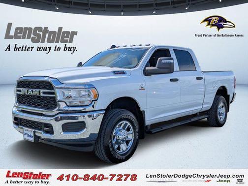 2023 RAM 3500 Tradesman Crew Cab 4x4 6'4' Box