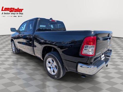 Diamond Black Crystal Pearlcoat 2021 RAM 1500 Big Horn/Lone Star