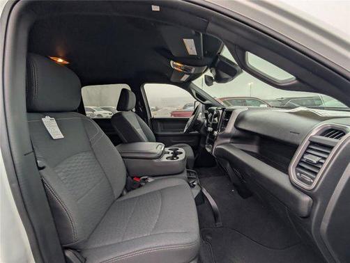 2026 RAM 2500 Tradesman Crew Cab 4x4 6'4' Box