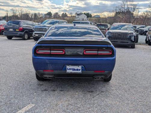 2021 Dodge Challenger SXT