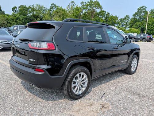 2022 Jeep Cherokee Latitude Lux