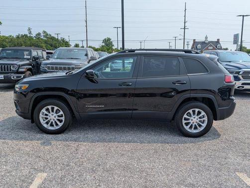 2022 Jeep Cherokee Latitude Lux