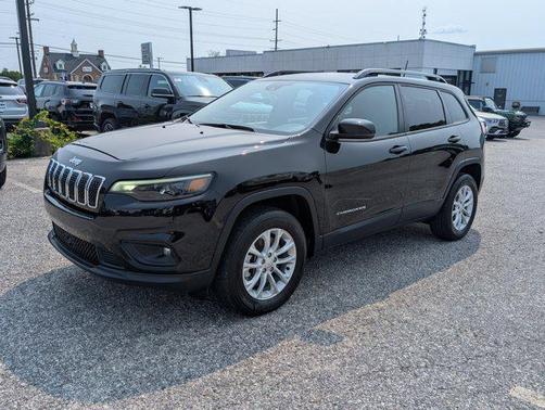 2022 Jeep Cherokee Latitude Lux