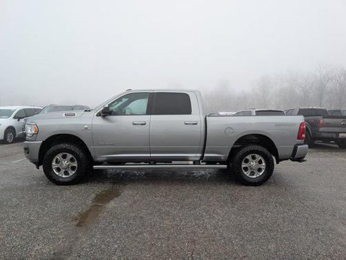 2021 RAM 2500 Big Horn Crew Cab 4x4 6'4' Box