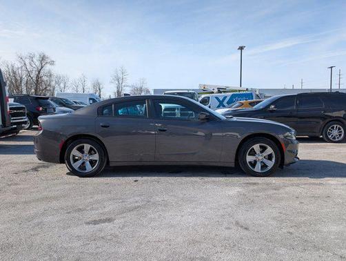 2016 Dodge Charger SXT