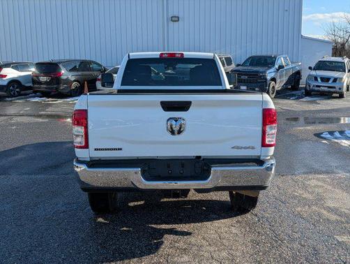 2024 RAM 3500 Big Horn Crew Cab 4x4 8' Box