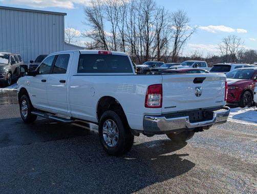2024 RAM 3500 Big Horn Crew Cab 4x4 8' Box