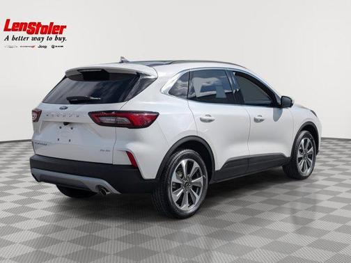 Star White Metallic Tri-Coat 2025 Ford Escape Platinum