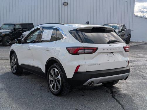 2025 Ford Escape Platinum