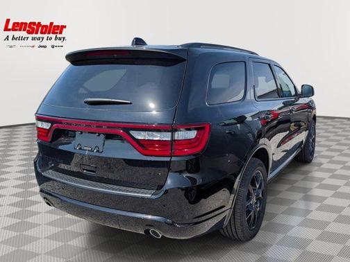 DB Black Clearcoat 2026 Dodge Durango GT HEMI V8 AWD