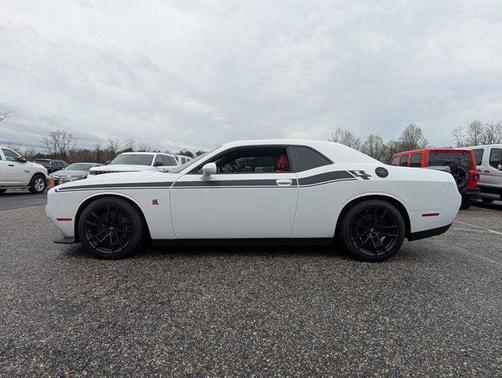 2022 Dodge Challenger R/T Scat Pack