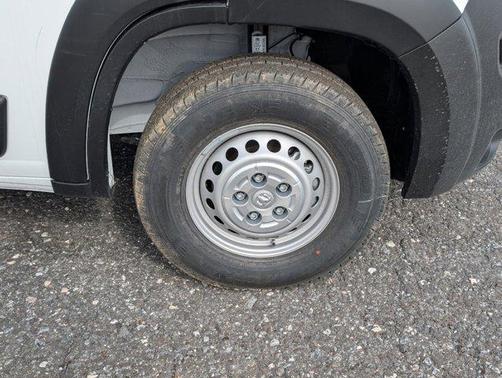 2025 RAM ProMaster 1500 Low Roof