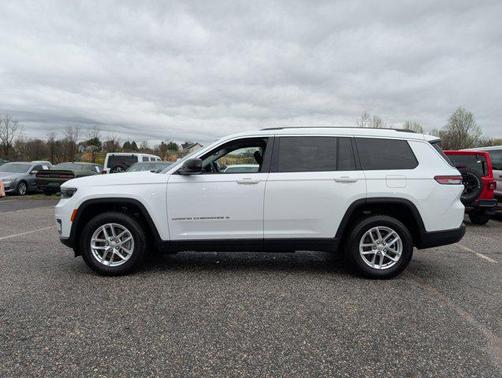 2022 Jeep Grand Cherokee L Laredo