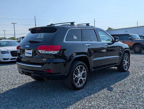 2019 Jeep Grand Cherokee Overland