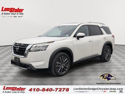 2022 Nissan Pathfinder SL 4WD