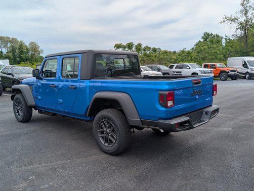 Hydro Blue Pearlcoat 2026 Jeep Gladiator Sport