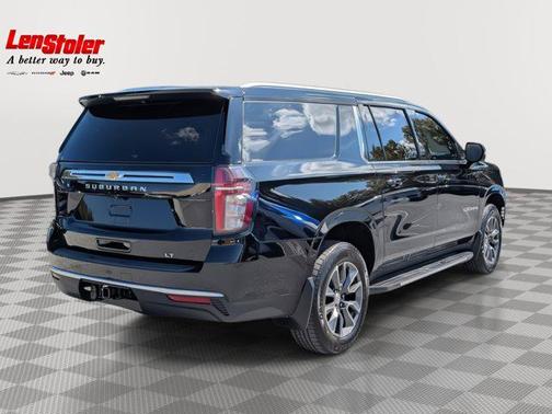 2022 Chevrolet Suburban LT