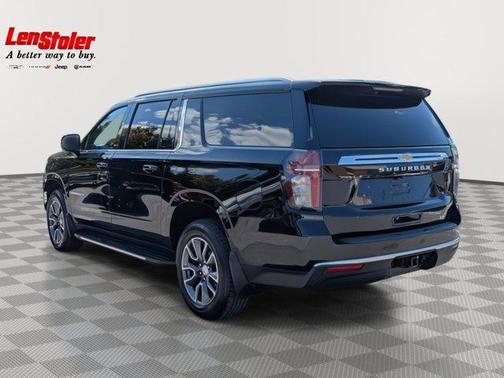 2022 Chevrolet Suburban LT