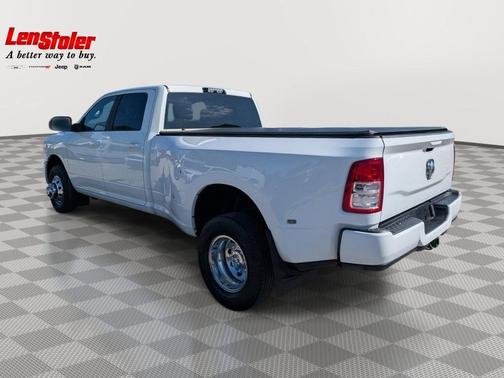 Bright White Clearcoat 2019 RAM 3500 Big Horn Crew Cab 4x2 8' Box