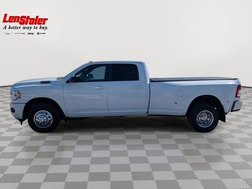 Bright White Clearcoat 2019 RAM 3500 Big Horn Crew Cab 4x2 8' Box