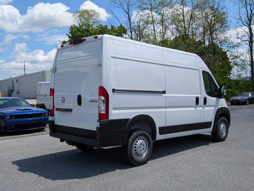 2025 RAM ProMaster 1500 Base