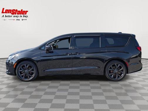 2018 Chrysler Pacifica Touring Plus
