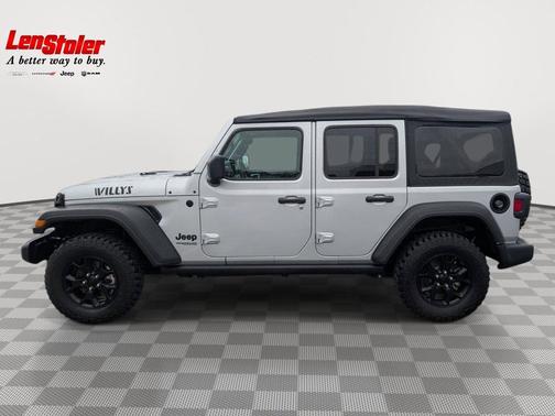 Silver Zynith Clearcoat 2022 Jeep Wrangler Unlimited Sport