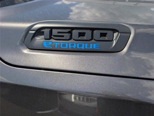 Granite Crystal Metallic Clearcoat 2026 RAM 1500 Big Horn/Lone Star