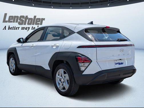 2025 Hyundai KONA SE
