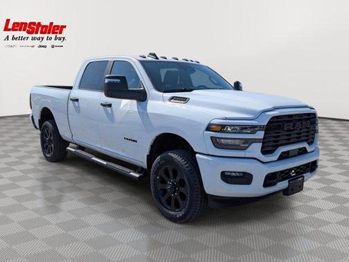 Bright White Clearcoat 2026 RAM 2500 Big Horn Crew Cab 4x4 6'4' Box