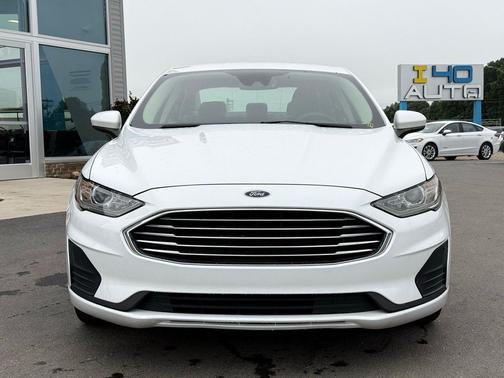 Oxford White 2019 Ford Fusion Hybrid SE