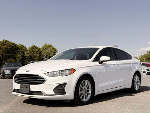Oxford White 2020 Ford Fusion Hybrid SE