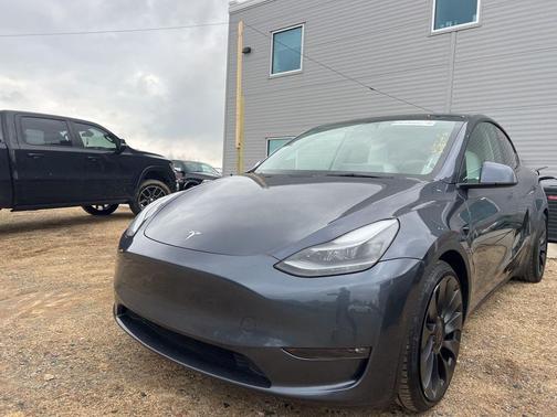 2022 Tesla Model Y Performance Dual Motor All-Wheel Drive