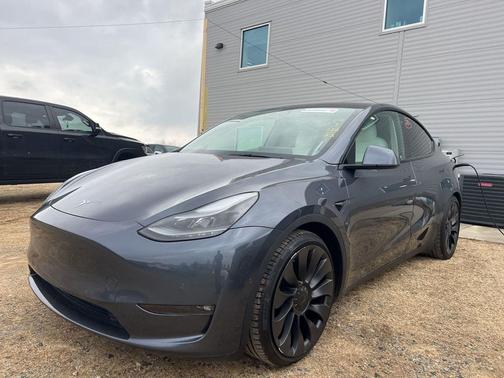 2022 Tesla Model Y Performance Dual Motor All-Wheel Drive