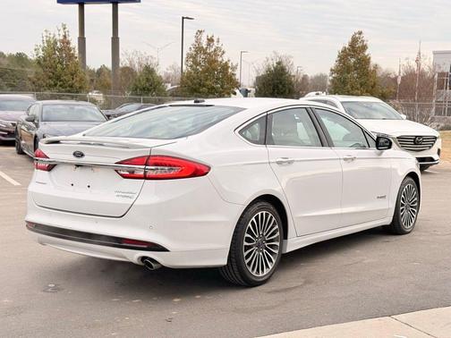 2017 Ford Fusion Hybrid Titanium