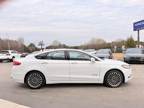 2017 Ford Fusion Hybrid Titanium