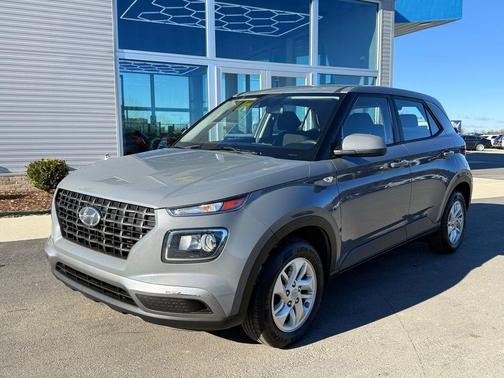 2021 Hyundai VENUE SE