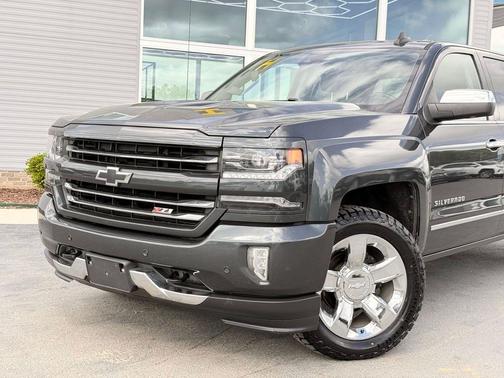 Graphite Metallic 2018 Chevrolet Silverado 1500 LTZ