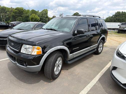 Black Clearcoat 2002 Ford Explorer XLT