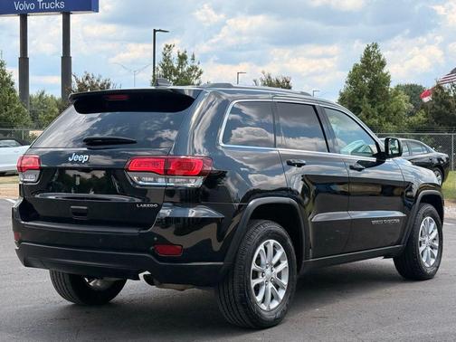 2021 Jeep Grand Cherokee Laredo