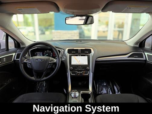 Oxford White 2019 Ford Fusion Hybrid SE