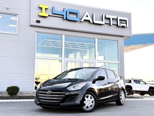 2017 Hyundai Elantra GT Base