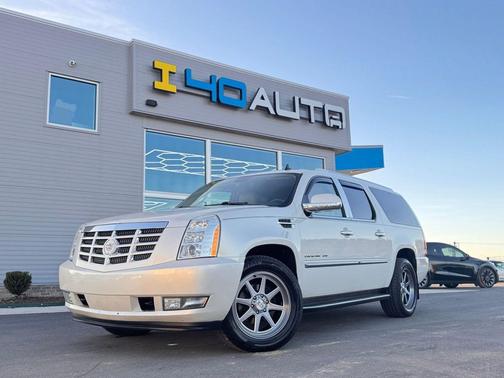 2014 Cadillac Escalade ESV Luxury
