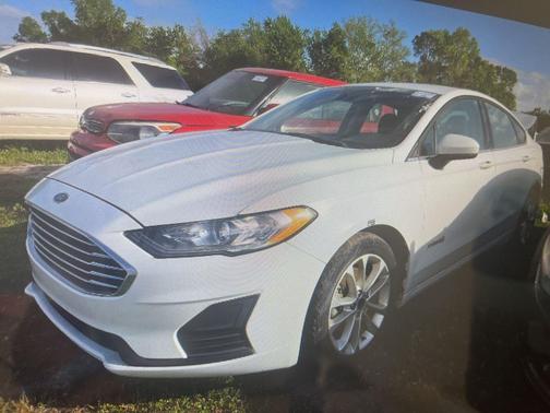 Oxford White 2019 Ford Fusion Hybrid SE