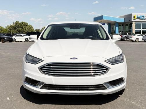 Oxford White 2018 Ford Fusion Hybrid SE