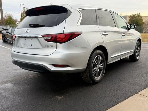 2018 INFINITI QX60 Base
