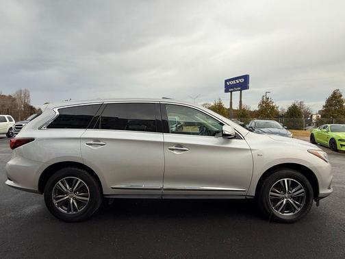 2018 INFINITI QX60 Base
