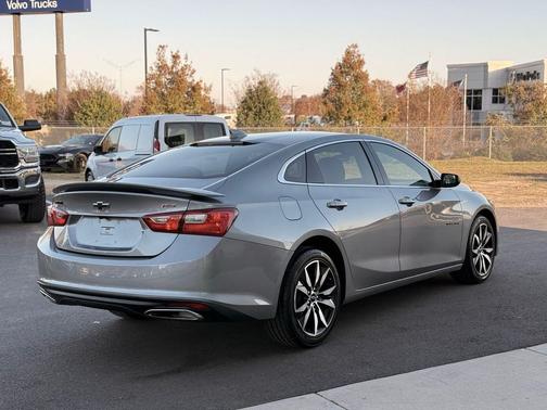2023 Chevrolet Malibu FWD RS